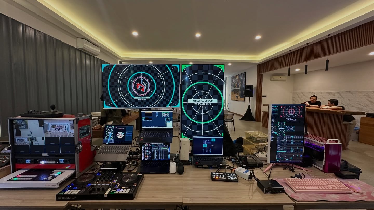 Bukber Asosiasi Visual Jockey Indonesia ( AVJI ) 2026 
Full System Multimedia @haimatt_project 
#AVJI #bukber #silaturahmi #haimattproject